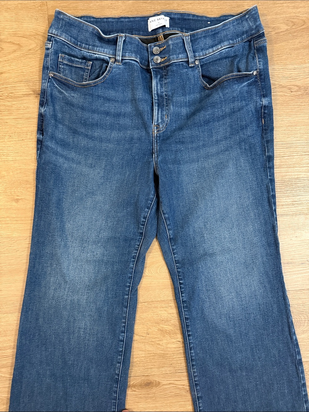 Lane Bryant Wide Leg Bootcut Medium Wash Denim Jeans Plus Size 20 - Picture 2 of 6